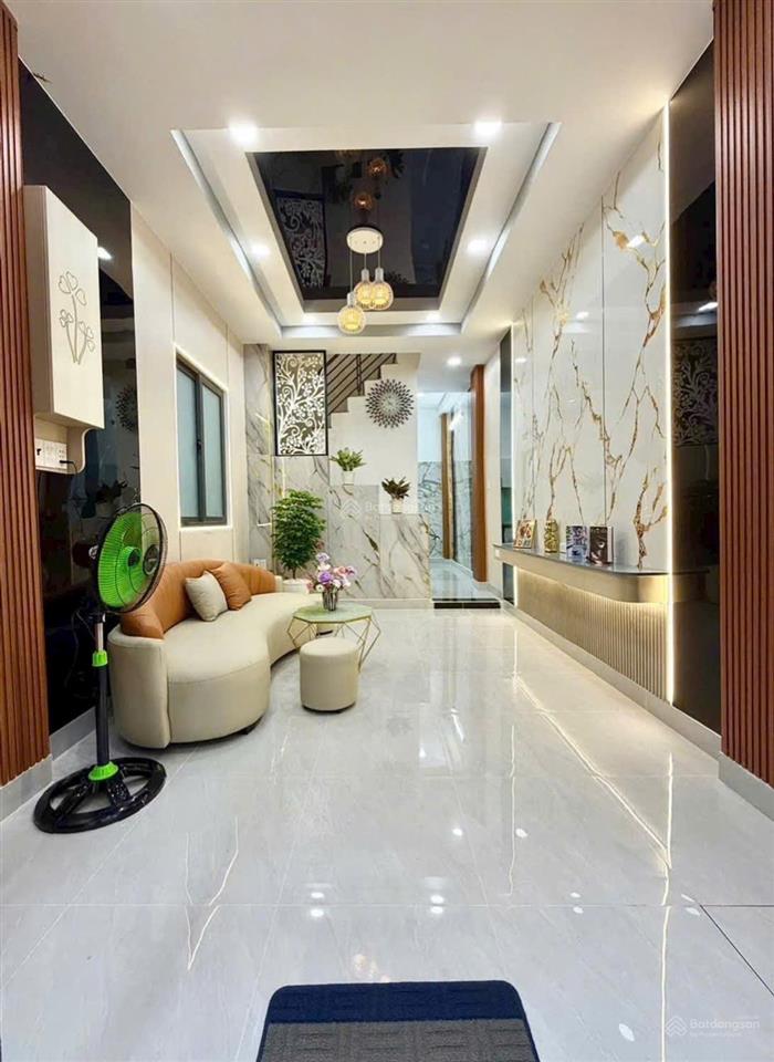 Bán nhà 4 tỷ căn góc 2 mặt tiền ngay công viên làng hoa, nhà 1 trệt 2 lầu + sân thượng | 3pn 3wc