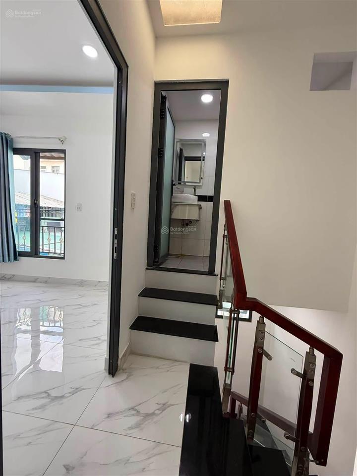 Nhà hẻm thông 2 mặt tiền hẻm 1 lầu chính chủ
