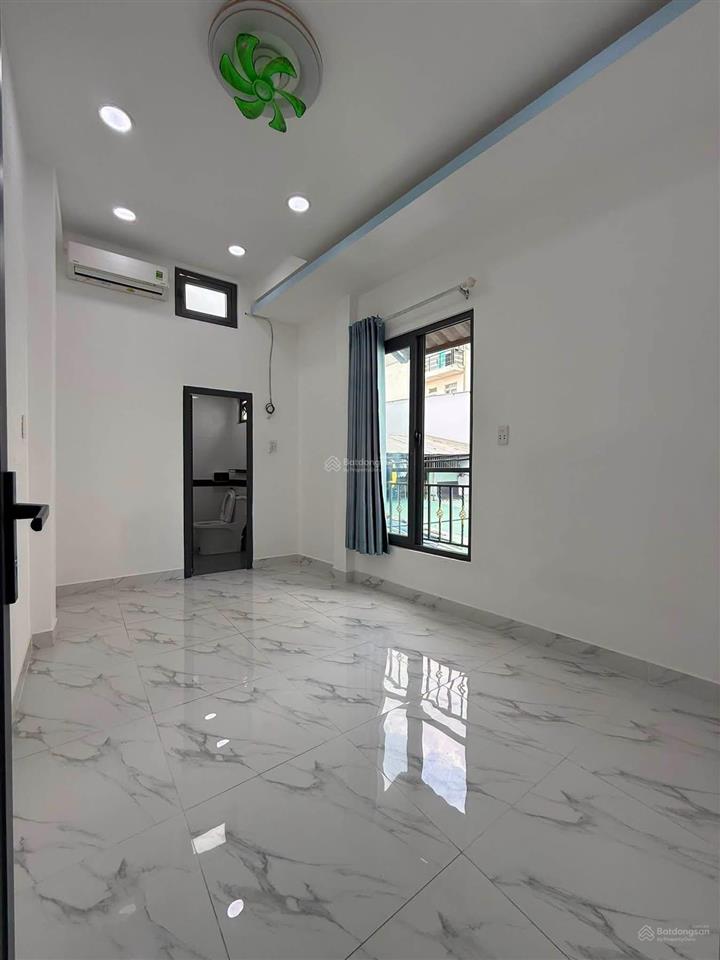 Nhà hẻm thông 2 mặt tiền hẻm 1 lầu chính chủ