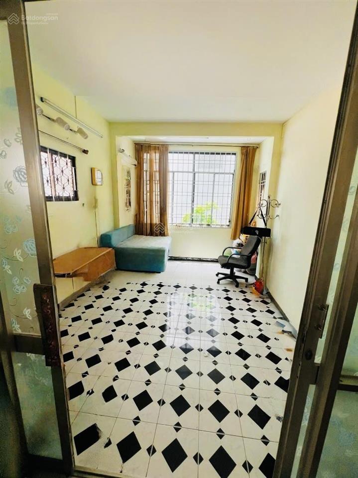 Bán nhà riêng ở hẻm thông 232, bà hạt, 9,2 tỷ, 55m2, 8pn, 8wc, mặt tiền đẹp