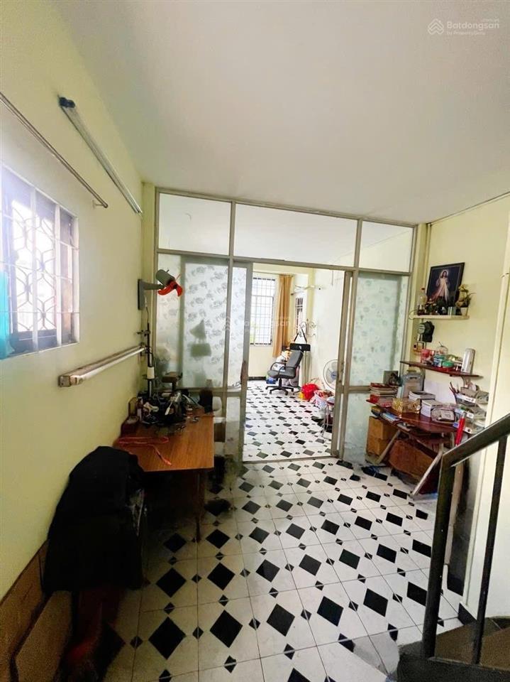 Bán nhà riêng ở hẻm thông 232, bà hạt, 9,2 tỷ, 55m2, 8pn, 8wc, mặt tiền đẹp
