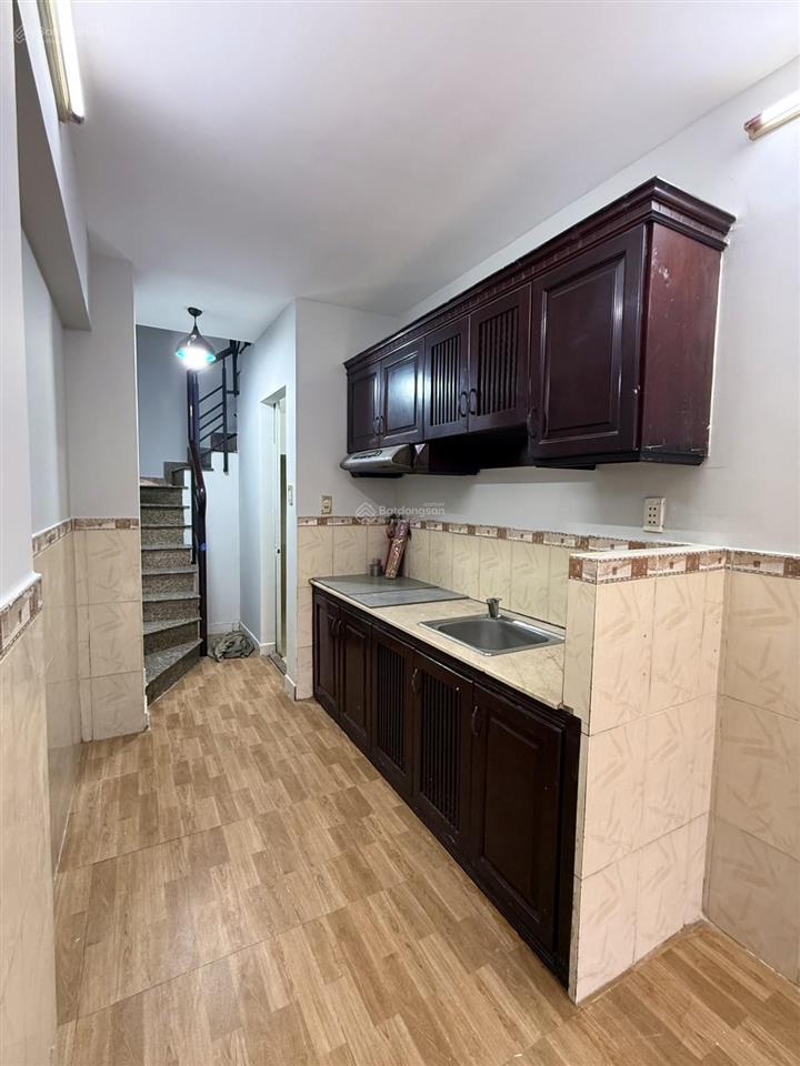 Bán gấp nr hẻm xe hơi tránh, tạ uyên, 3,99 tỷ, 20m²
