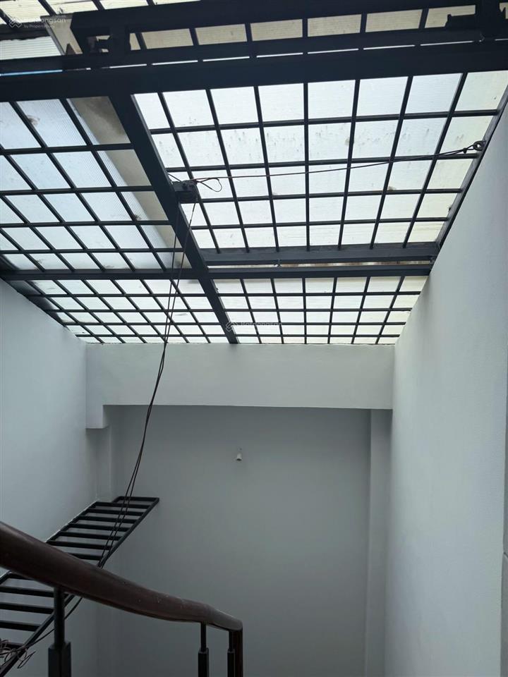 Bán gấp nr hẻm xe hơi tránh, tạ uyên, 3,99 tỷ, 20m²