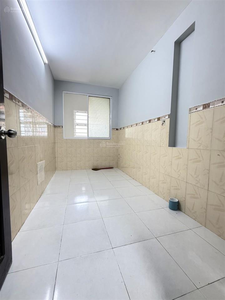 Bán gấp nr hẻm xe hơi tránh, tạ uyên, 3,99 tỷ, 20m²