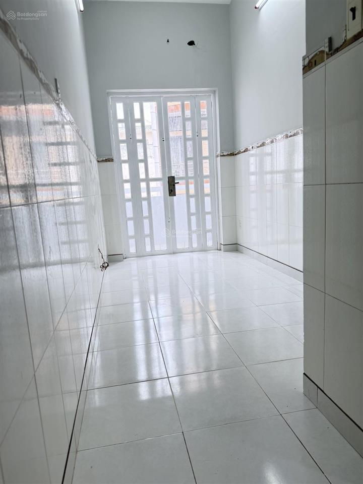 Bán gấp nr hẻm xe hơi tránh, tạ uyên, 3,99 tỷ, 20m²