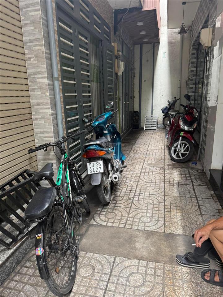 Bán nr ở gò dầu, 3,3 tỷ, 17m2, 2pn, 2wc, 3 tầng giá cực chất