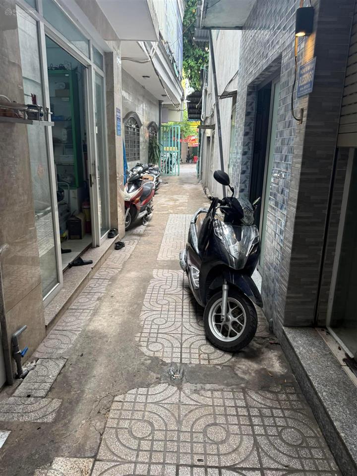 Bán nr ở gò dầu, 3,3 tỷ, 17m2, 2pn, 2wc, 3 tầng giá cực chất