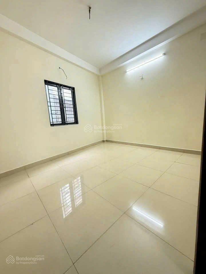 Bán nhà đẹp ở hẻm 737 lạc long quân, 7,4 tỷ, 54m2, 4pn, 3wc