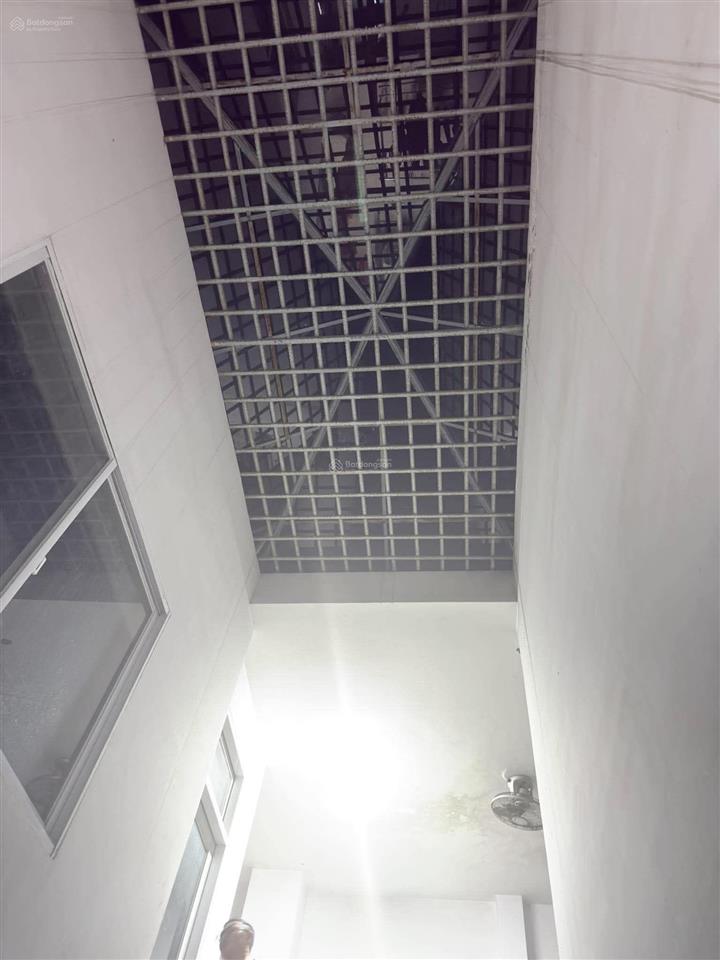 Bán nhà riêng 78m2, 10 tỷ, hẻm ô tô 5m, phạm văn bạch, tân bình, hcm