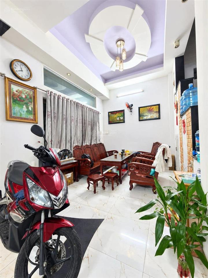Bán nhà riêng 78m2, 10 tỷ, hẻm ô tô 5m, phạm văn bạch, tân bình, hcm