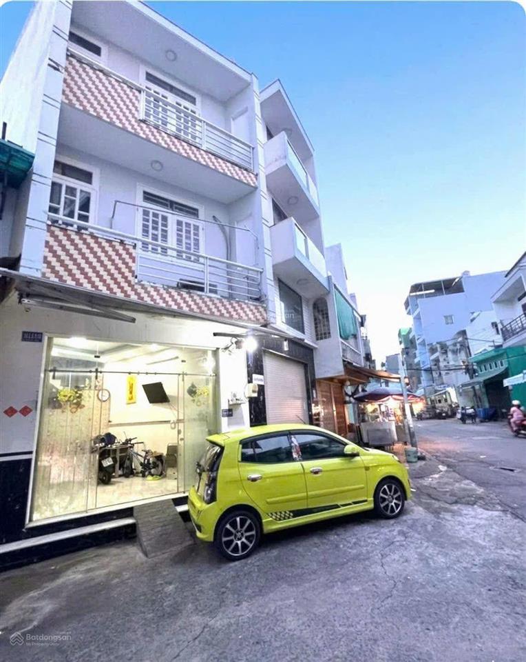 Bán nhà riêng tại hẻm ô tô 152, lạc long quân, 4,95 tỷ, 33m2