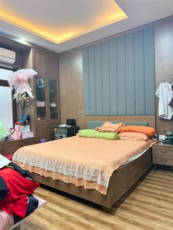 Bán gấp nr 72m2, 7pn, 7wc, tại hẻm 21 sát mặt tiền, số 11, gò vấp, 9,5 tỷ vnd