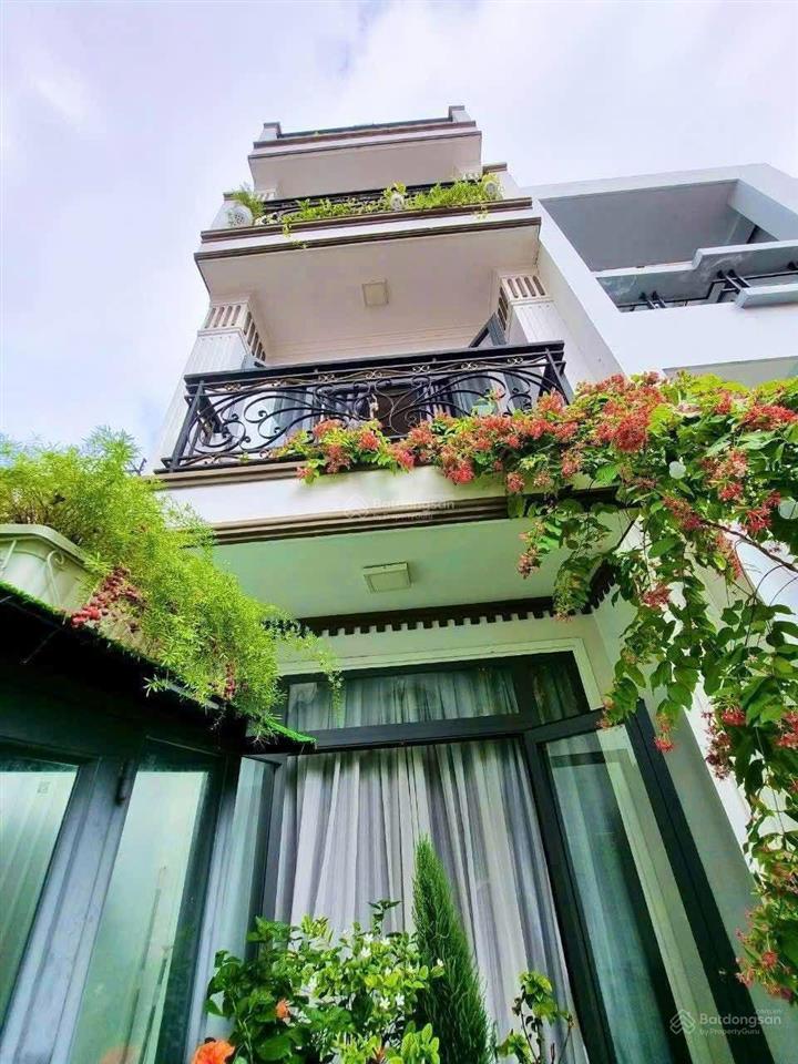 Bán nr 10 tỷ, 60m2 tại 372 hẻm ô tô, cách mạng tháng tám, q3, tp.hcm hàng hot