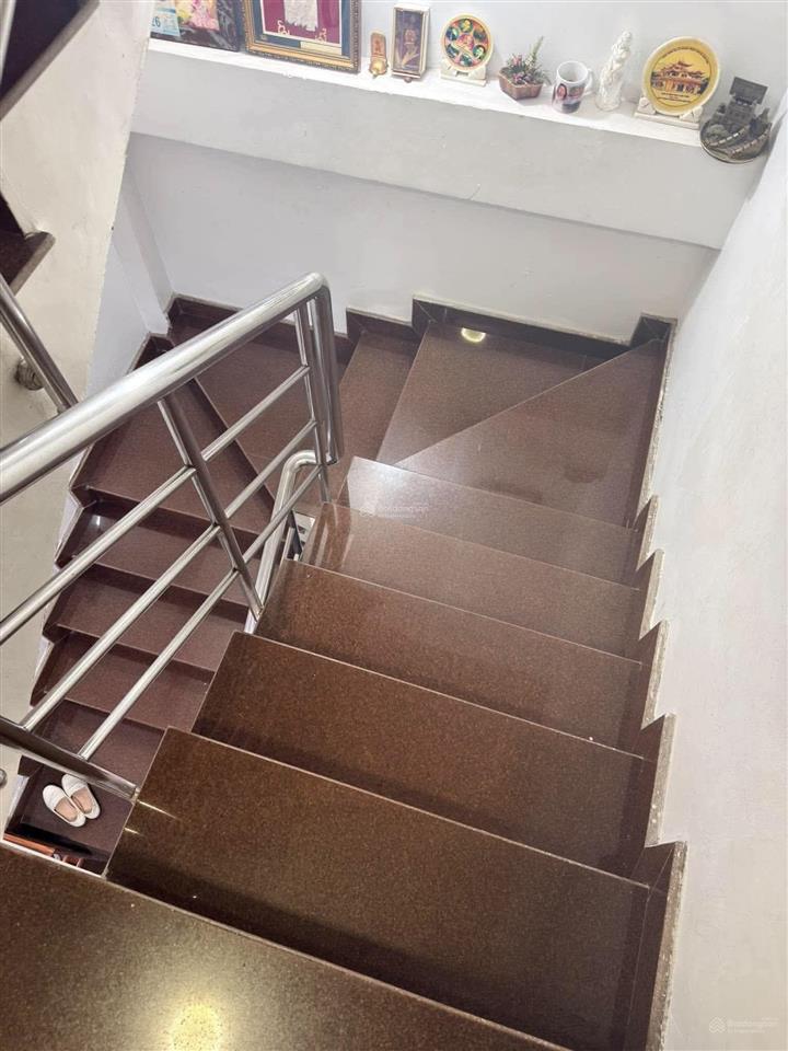 Bán nhà 3pn, 3wc, 46m2, giá ưu đãi 6,6 tỷ tại hẻm 985, lạc long quân, tân bình, hcm