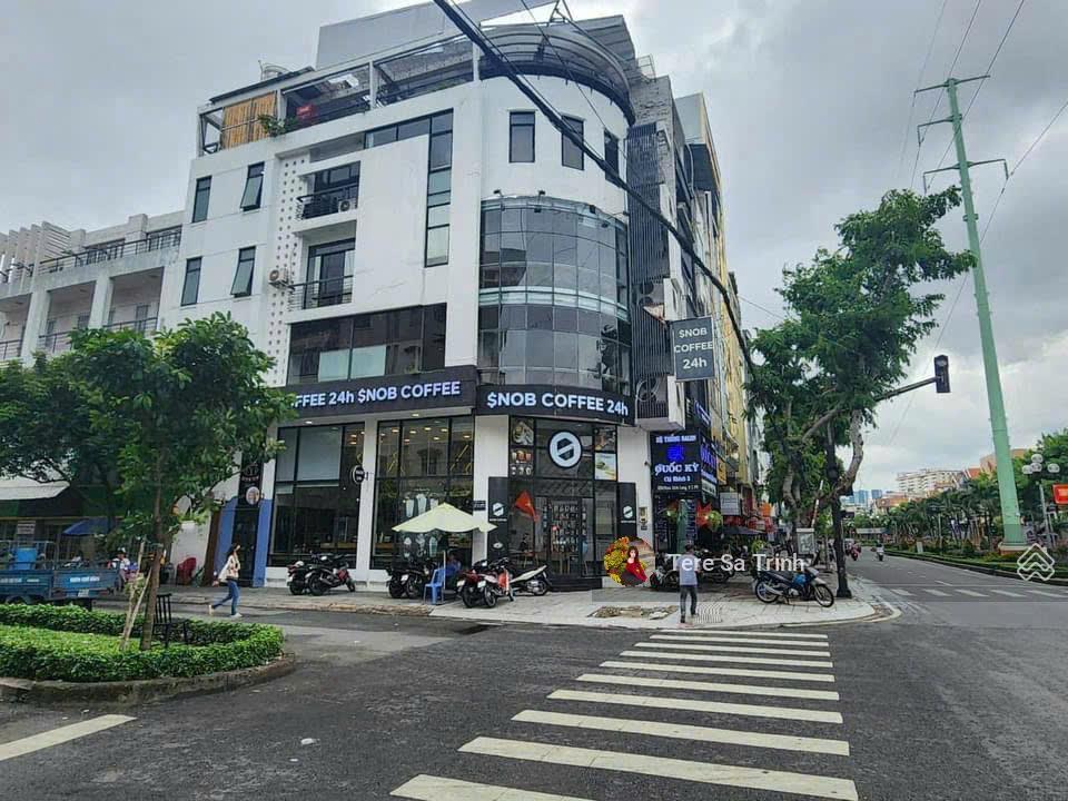 Siêu phẩm !!! bán nhà góc 2 mặt tiền trần hưng đạo  8x18m  5 lầu hđt 200 triệu/tháng 58 tỷ