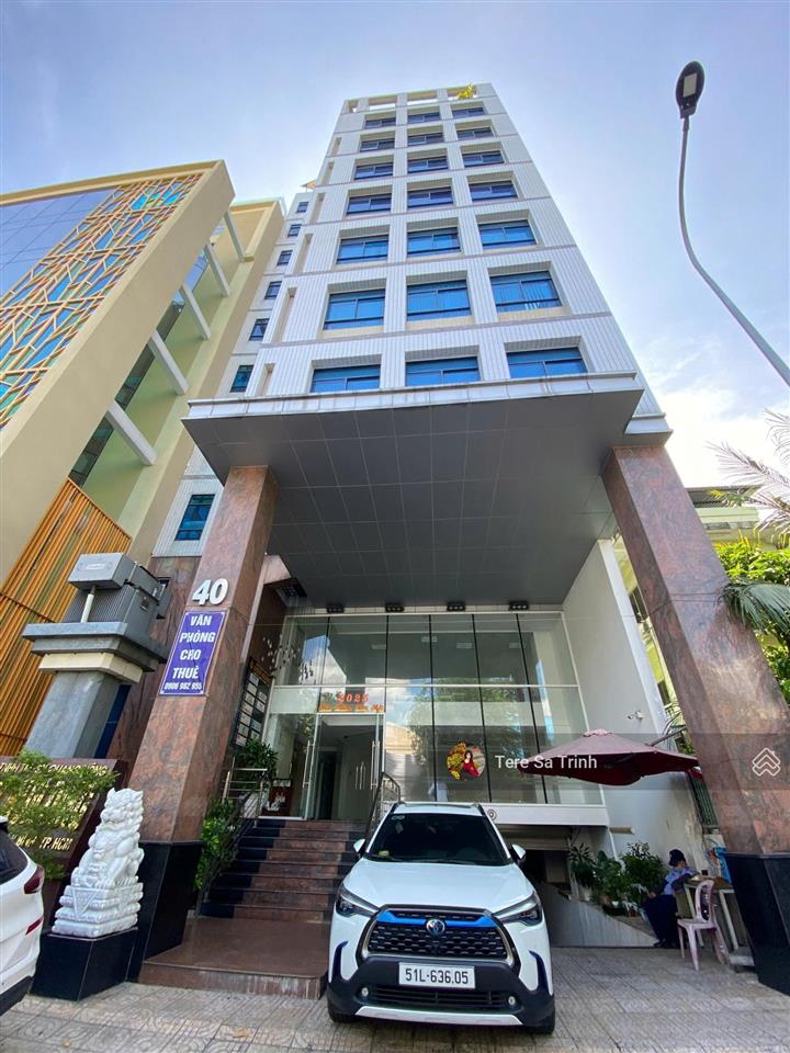 Siêu phẩm!!!toà nhà building 40 hoàng việt ( ngay sân bay)  12x20 2hầm 10 lầu hđt600tr/th 168 tỷ