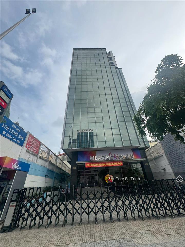 Siêu vị trí mặt tiền ngay nguyễn trãi  lê lai, p.bến thành(8x18m) 6 lầu hđt 200tr/th 100 tỷ