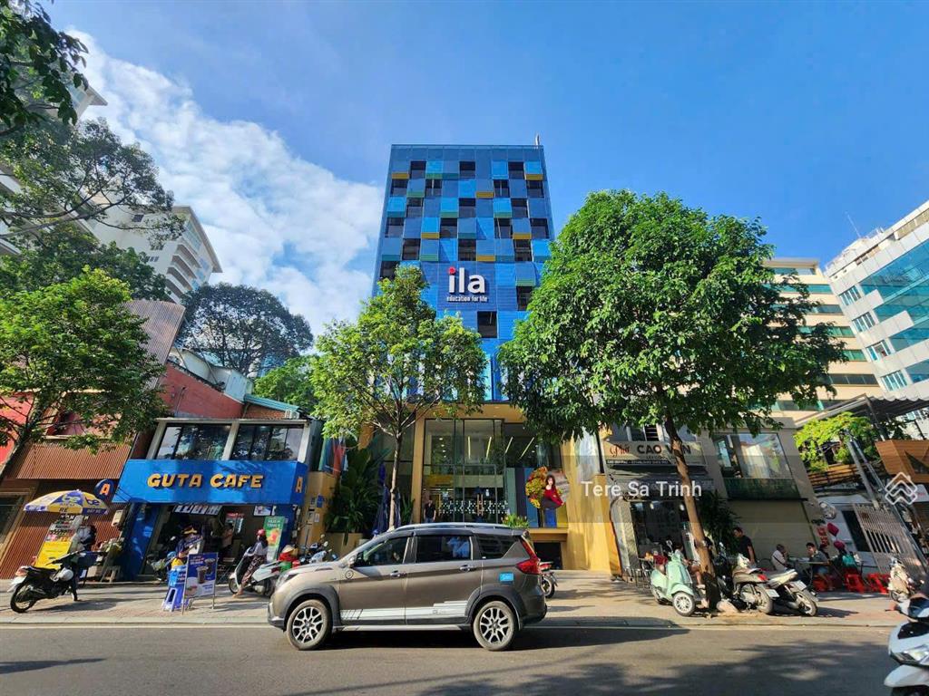 Con đường thương hiệu !!! mt nguyễn đình chiểu  q3 (7x20m) 6 lầu hđt 200tr/th 59 tỷ