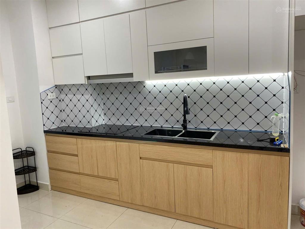 Hiếm, bán căn 3 ngủ, 70m2 ecohome 3 n4/5, nội thất full ,ban công thoáng, sổ hồng sẵn giá chỉ 5ty15