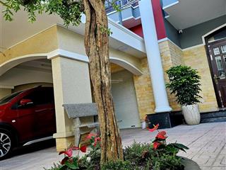 Biệt thự phố, phường tây nha trang, 197m2, cách biển trần phú 3.5km  đón đầu đường sắt tốc độ cao