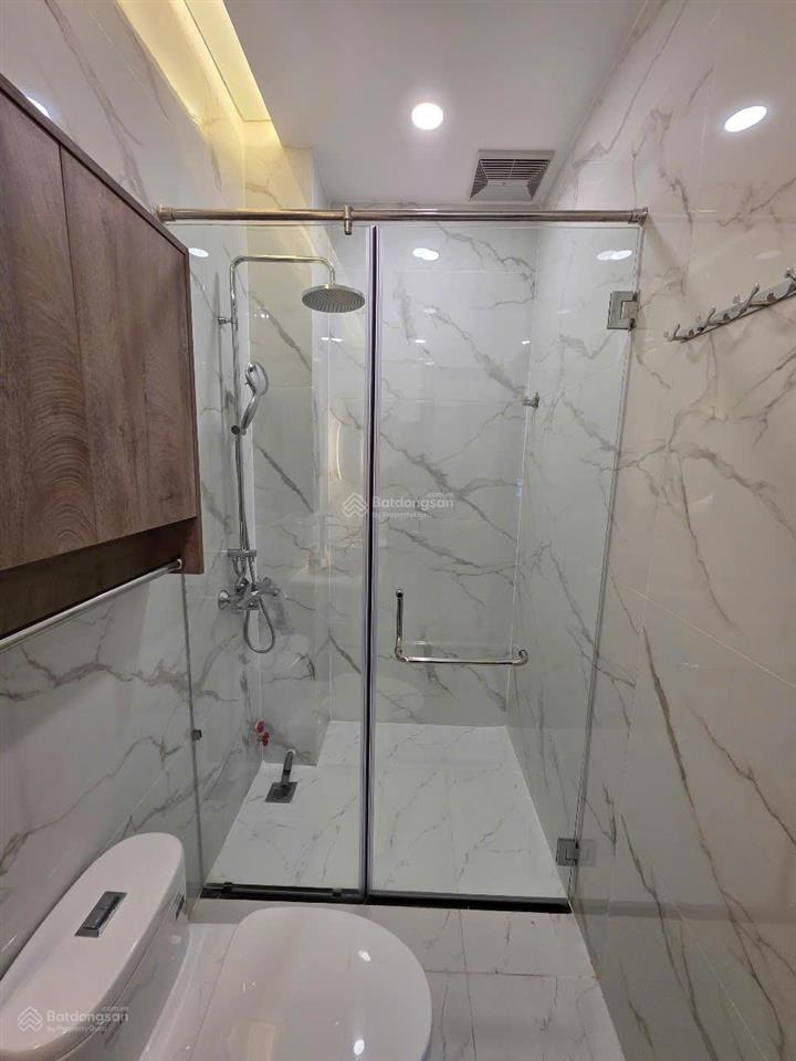 Chủ đăng bán ! nhà mới 4 tầng, gần sông saigon, công viên trước nhà, đường nhựa 10m giá 14 tỷ 900
