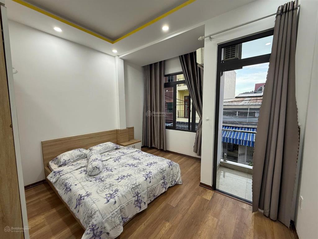 Chính chủ bán nhà 3 tầng giá tốt khu vực, nhà mới dọn vào ở ngay