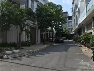 Quá hiếm, mặt phố kd phạm hùng, lô góc, mặt tiền khủng 6,4m