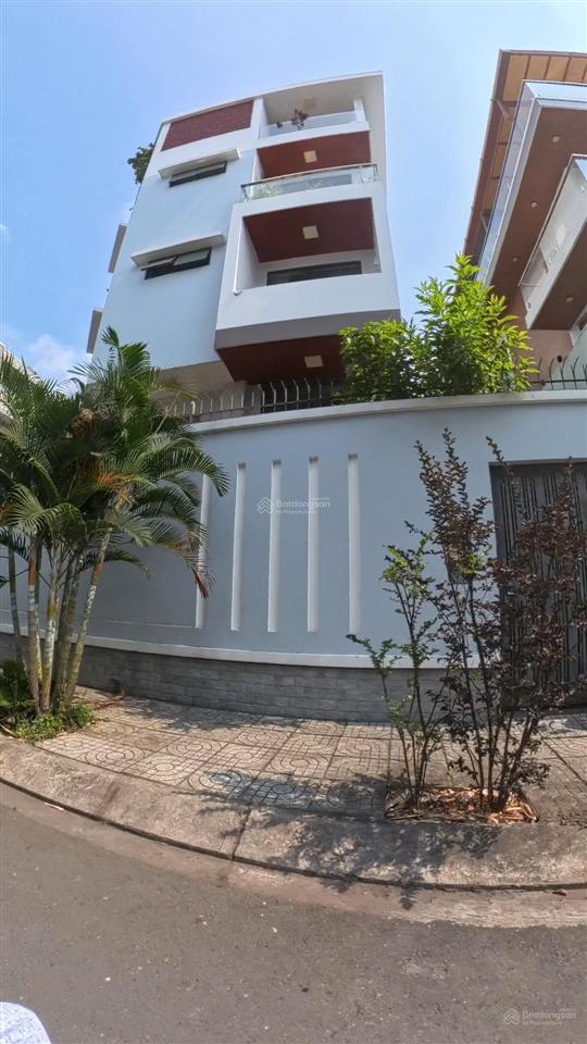 Bán nhà mt đường nhánh phạm hùng  5m x 20m