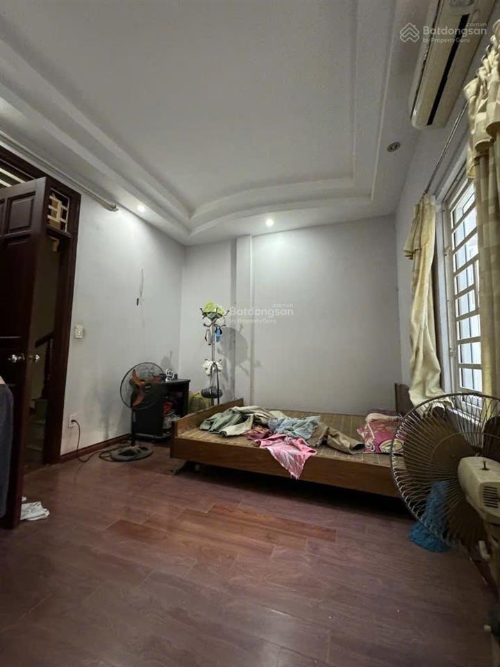 Bán nhà riêng tại quốc lộ 50, 7 tỷ, 75 m2, 5pn, 4wc, đầy đủ nội thất
