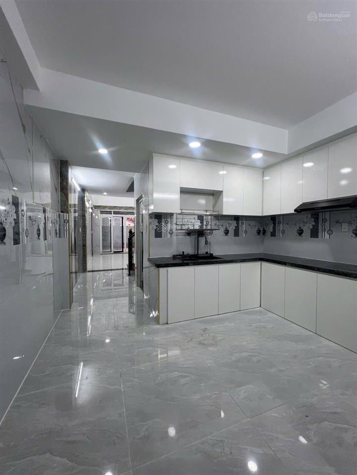 90a/19 âu dương lân, p.rạch ông, q.8, tp.hcm