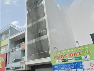 Mặt tiền kinh doanh  95m  gần q1  dương bá trạc