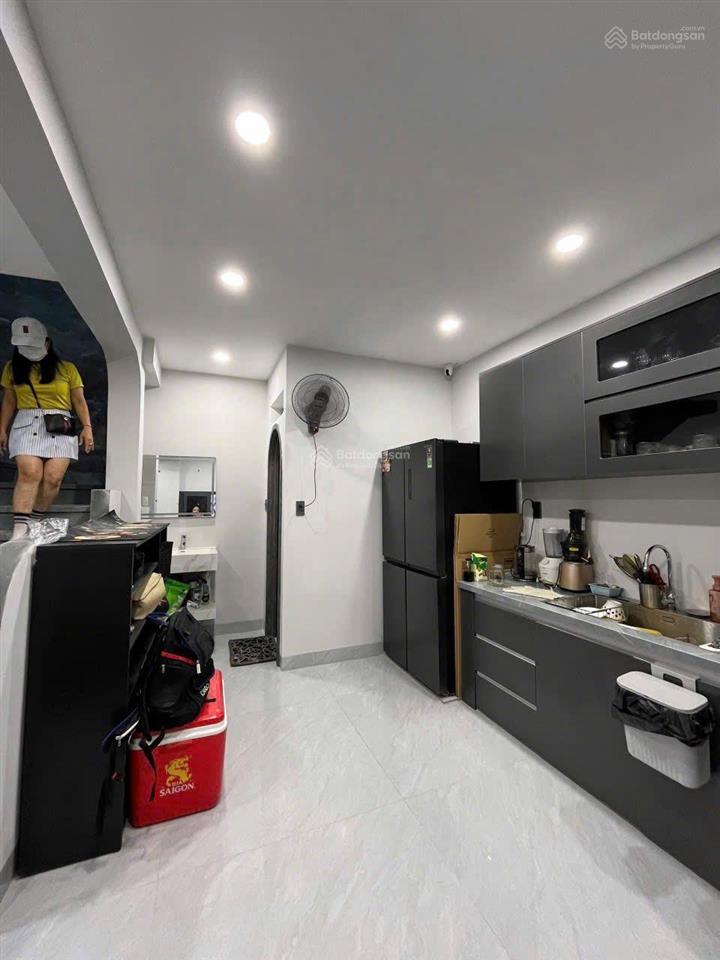Nhà gần mặt tiền  76m  giá tốt dương bá trạc q8
