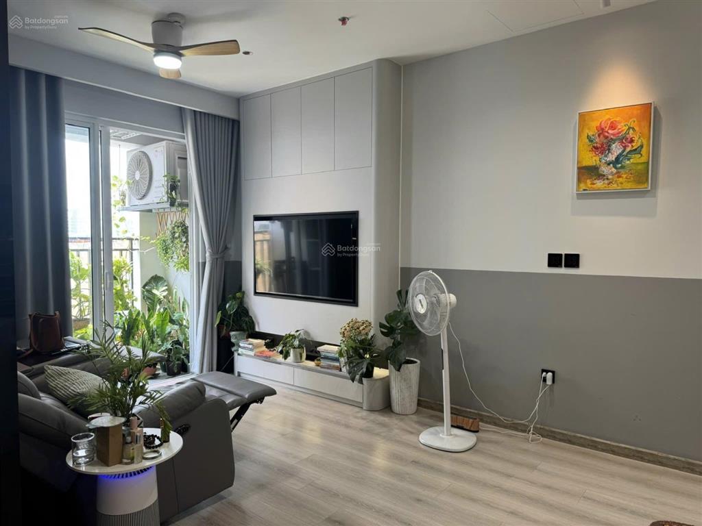 Cho thuê cc 66m2, 2pn, 2vs tại hoàng trọng mậu