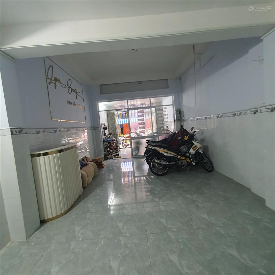 Bán nhà hxh đường lạc long quân, p5, quận 11, dt 4x17m, trệt 2 lầu giá chỉ 7 tỷ hơn chút