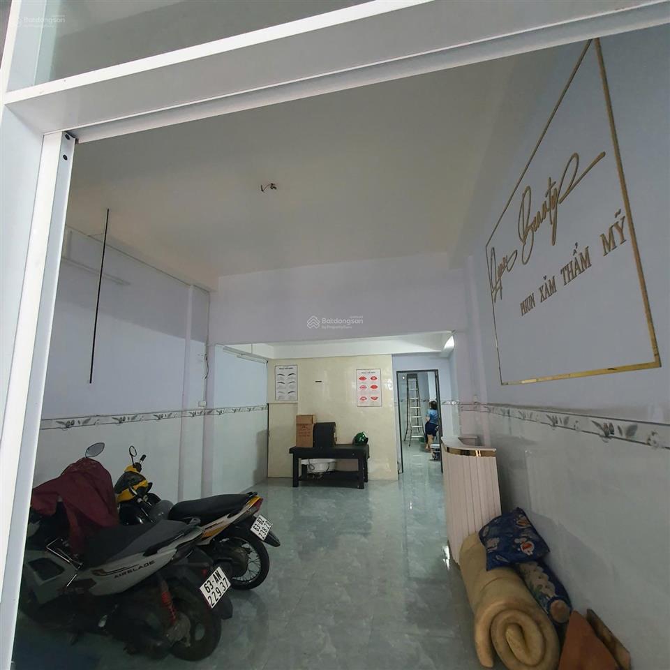 Bán nhà hxh đường lạc long quân, p5, quận 11, dt 4x17m, trệt 2 lầu giá chỉ 7 tỷ hơn chút