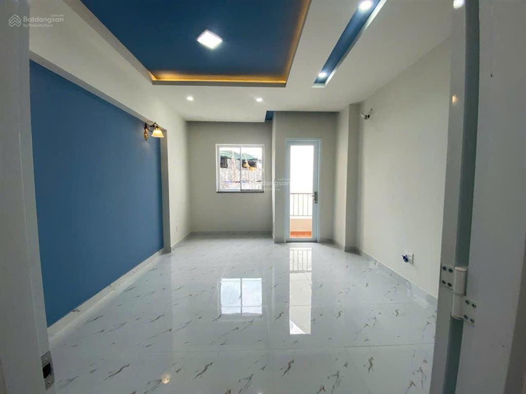 Nhà hxh  gần mặt tiền  dt 4x17m, nở bụng  dtcn 79m² trệt, 2 lầu st giá 8,4 tỷ tl