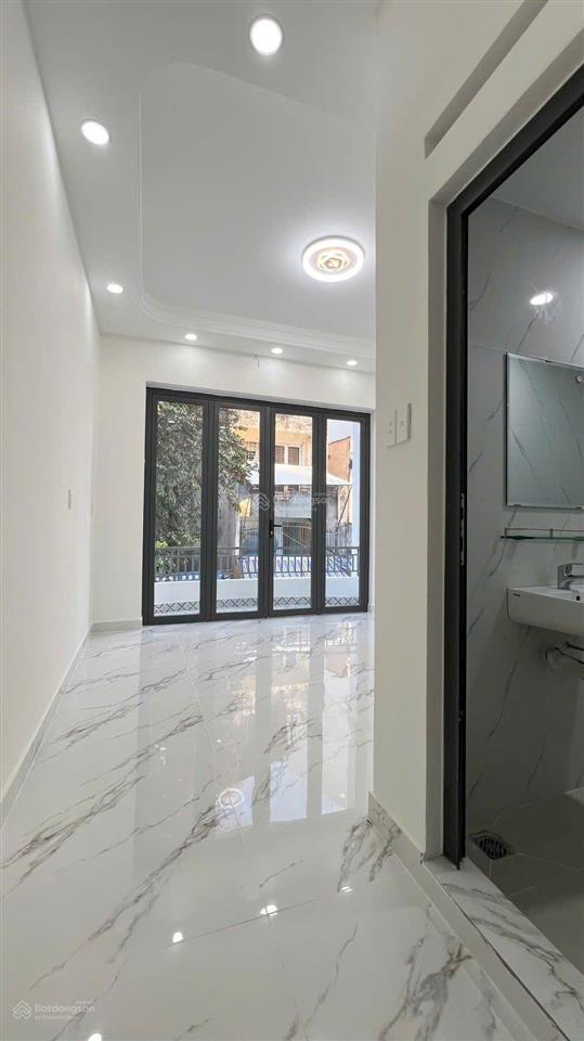 Dt 4x16m, trệt 2 lầu, nhà mới ,hẻm kinh doanh buôn bán được