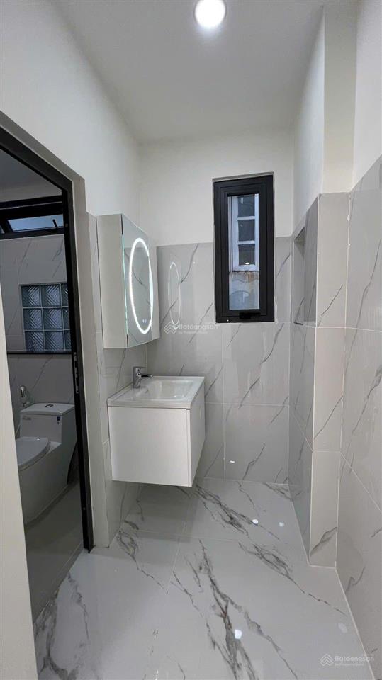 Dt 4x16m, trệt 2 lầu, nhà mới ,hẻm kinh doanh buôn bán được