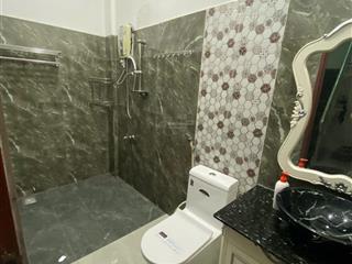 Bán nhà lạc long quân, q. 11, dt 5,2 x 11.5m, dtcn 50,9m2, trệt, 1 lầu, 2pn, đường trước nhà 6m