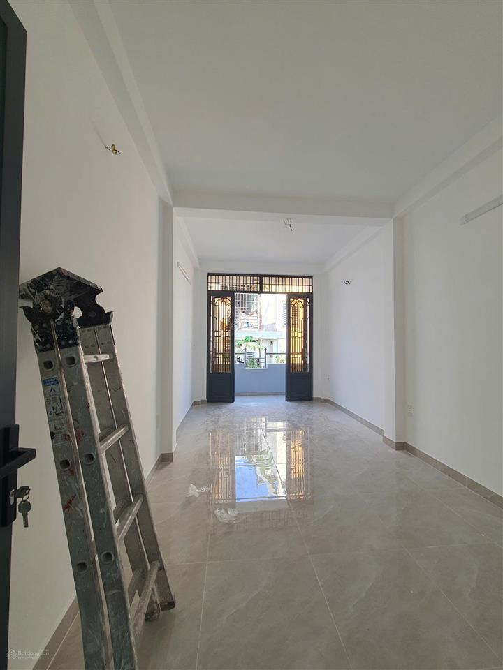 Bán nhà hẻm lớn đường ngô quyền, quận 10, dt 3,1x10,6m, 4 lầu, giá chỉ có 6,9 tỷ bl