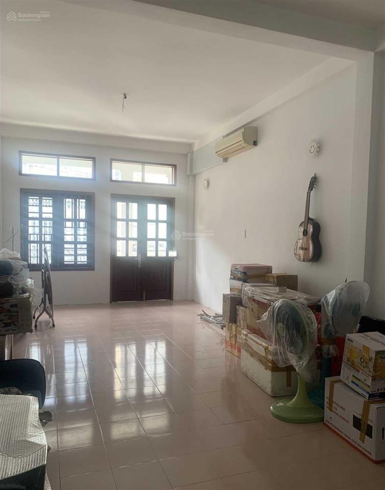 Bán nhà khu sang trọng, hẻm 351 lê đại hành, p11, quận 11, dt 4x18m, trệt 2 lầu giá 9,9 tỷ