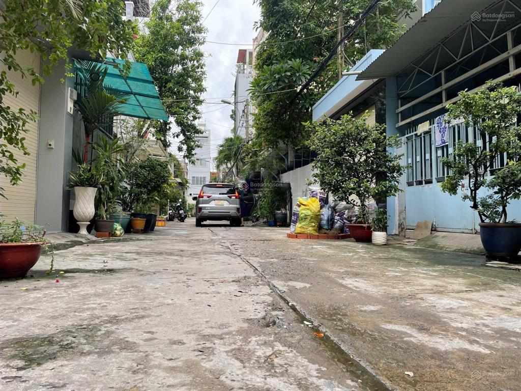 Bán nhà khu sang trọng, hẻm 351 lê đại hành, p11, quận 11, dt 4x18m, trệt 2 lầu giá 9,9 tỷ