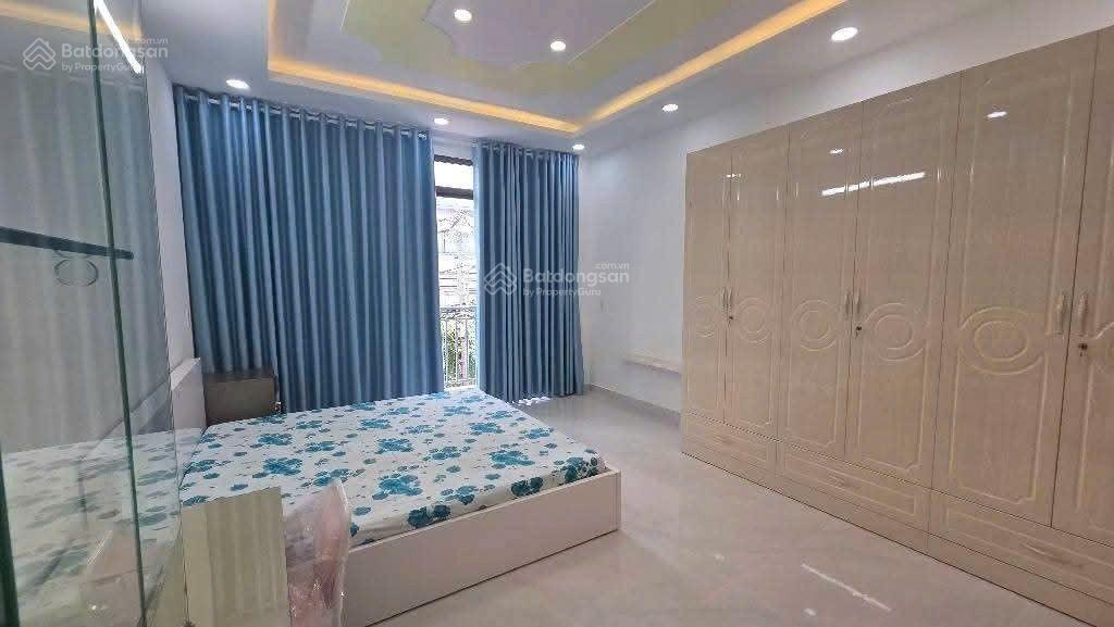 Bán nhà đường âu cơ gần vòng xoay lê đại hành, dt 4,1x10m trệt 2 lầu st