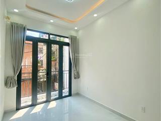 Bán nhà đường lạc long quân, dt 6x8m, 2 lầu, 3 pn, nhà mới đẹp giá chỉ 5,8 tỷ tl