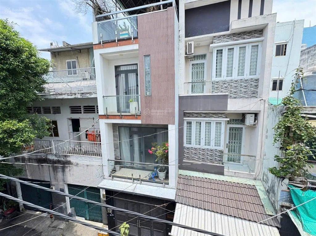 Nhà hxt đường trịnh đình trọng  dt 5,25x13m  trệt lửng lầu, 3pn 3wc  giá chỉ 5,5 tỷ tl