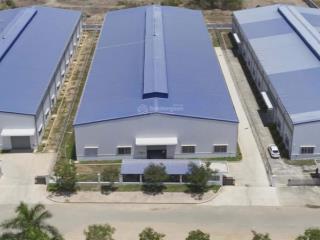 Cho thuê kho xưởng 2400m2, trong kcn tân tạo. kho mới, pccc tự động
