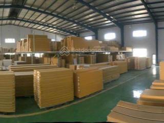 Cho thuê kho xưởng 2100m2 đường trần văn giàu, bình chánh. đường xe cont, pccc, nền epoxy