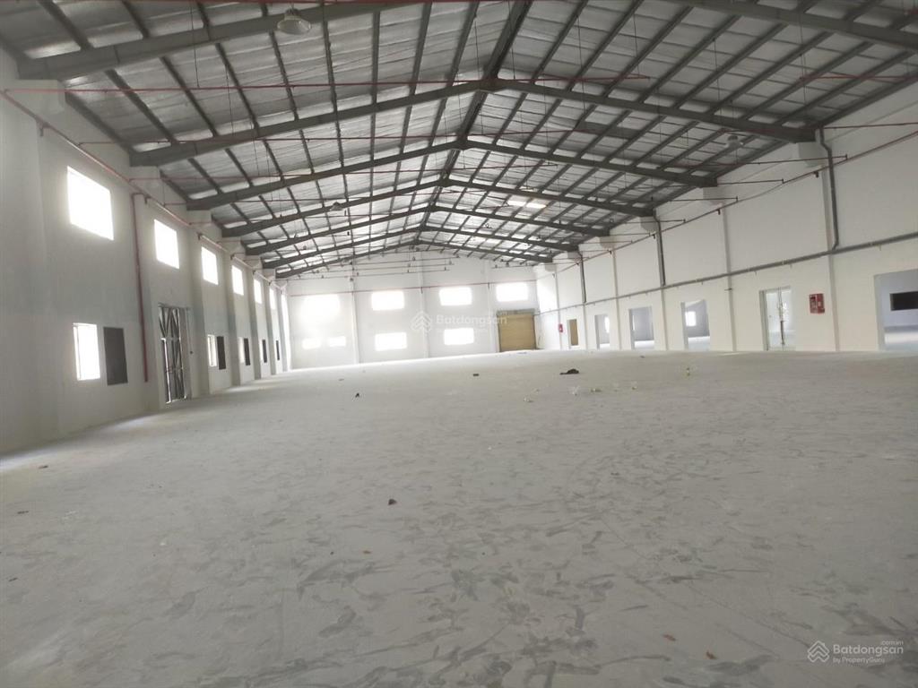 Cho thuê kho xưởng 3500m2 (xd 2400m2) ở tân tạo, bình tân. pccc tự động, đường xe container