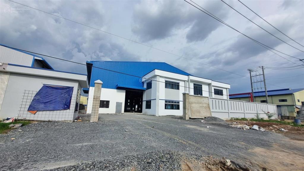 Cho thuê kho xưởng 3400m2 (xd 2500m2) kcn hải sơn, đức hòa. mới 100%, pccc tự động, trạm hạ thế