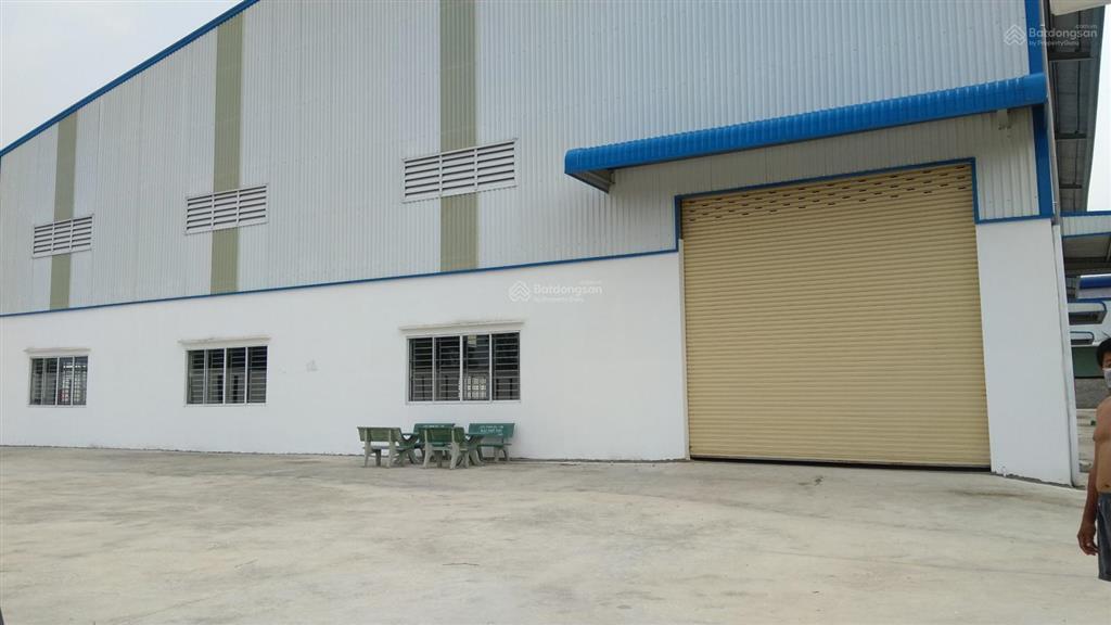 Cho thuê kho xưởng 4800m2 (xd 3000m2) kcn tân đức. pccc tự động, trạm hạ thế, giá rẻ